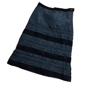The Children's Place Girls Skirt Size 5 Black Velvet Holiday NEW